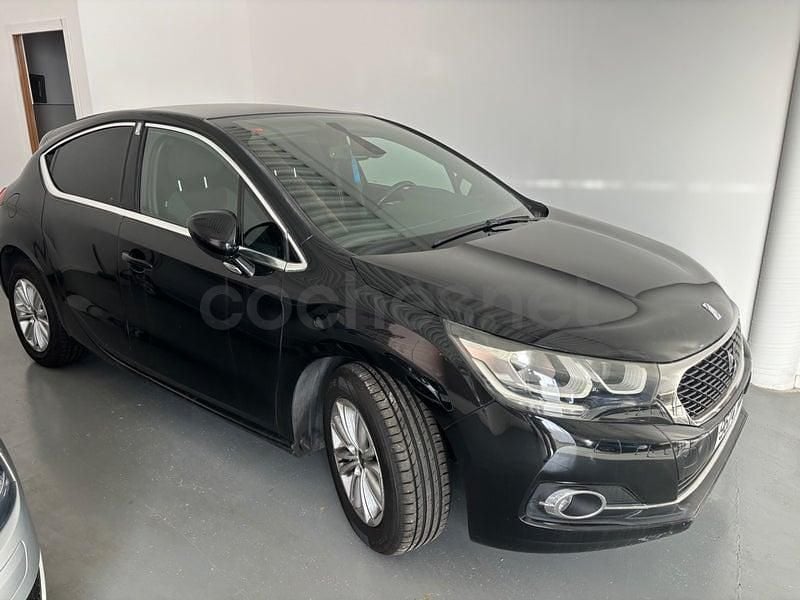 Usado DS Automobiles DS4 131 CV (96 kW) 2018 Negro Utilitario