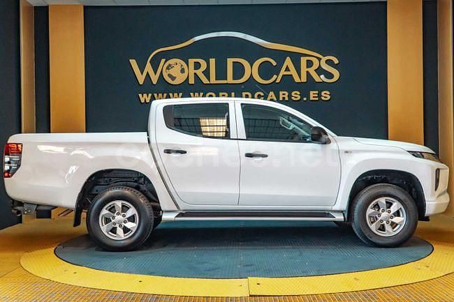 Usado Mitsubishi L200 150 CV (110 kW) 2021 Blanco Recogida