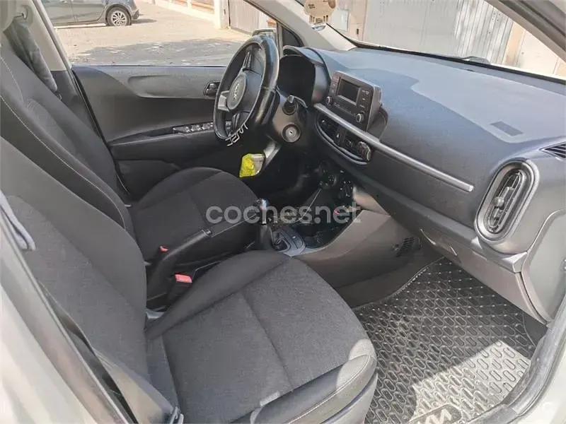 Usado Kia Picanto Comfort 67 CV (49 kW) 2020 Blanco Utilitario