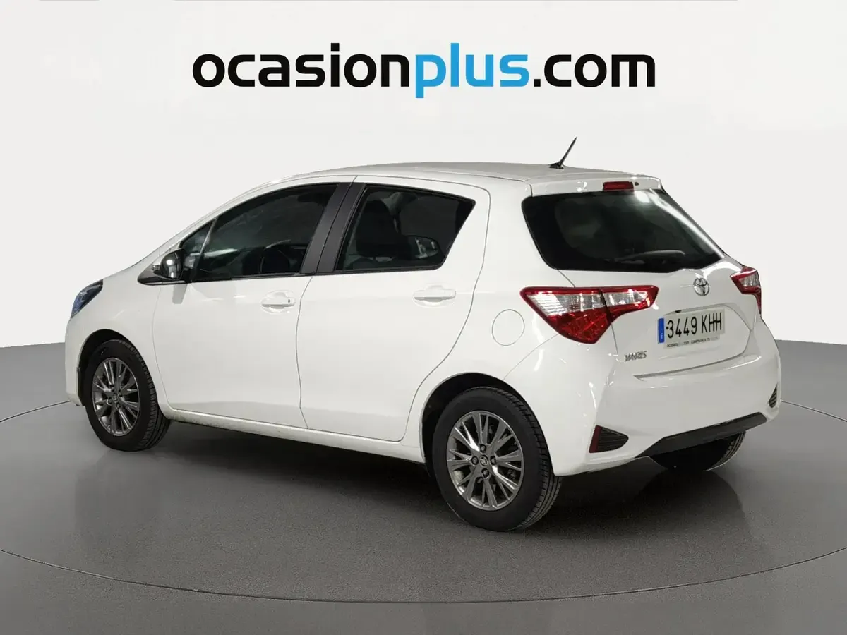 Käytetty Toyota Yaris Active 111 HP (81 kW) 2018 Valkoinen Viistoperä