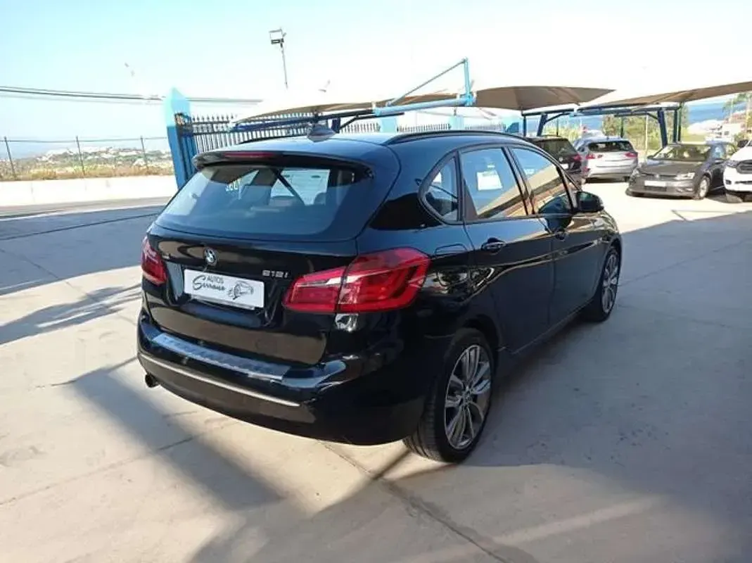 Usado BMW 218 Active Tourer 136 CV (100 kW) 2018 Negro Monovolumen