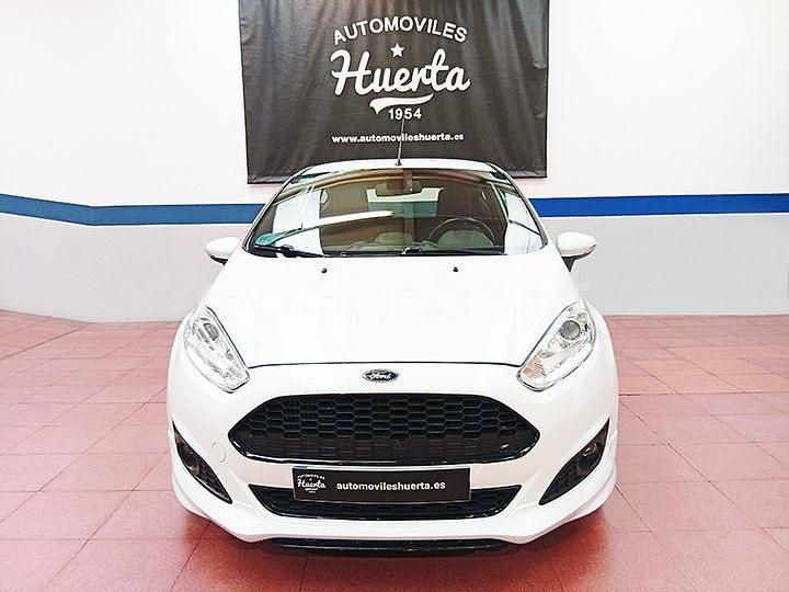 Usado Ford Fiesta ST-Line 125 CV (91 kW) 2017 Blanco Utilitario