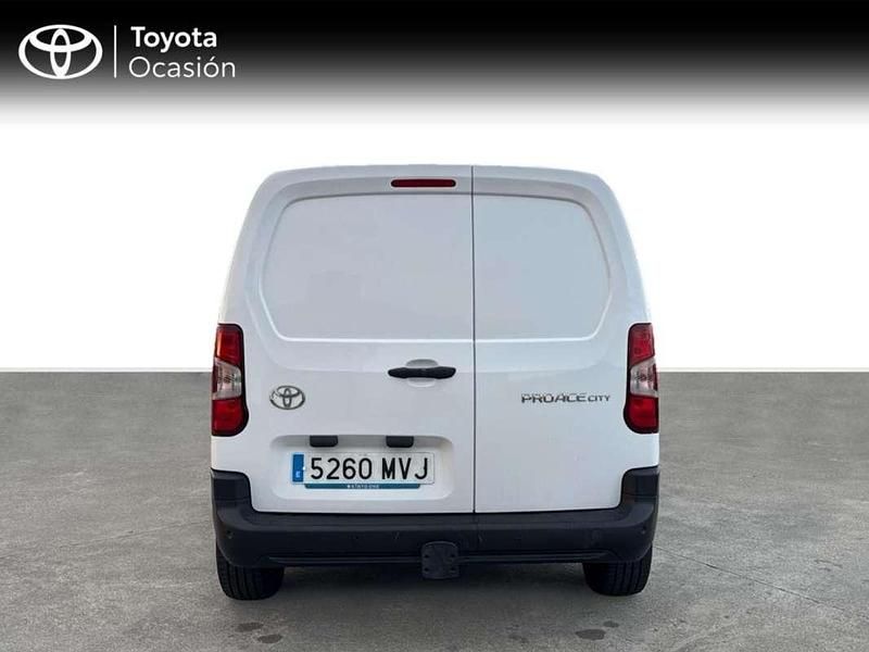 Usado Toyota Proace Verso City 131 CV (96 kW) 2024 Blanco Familiar