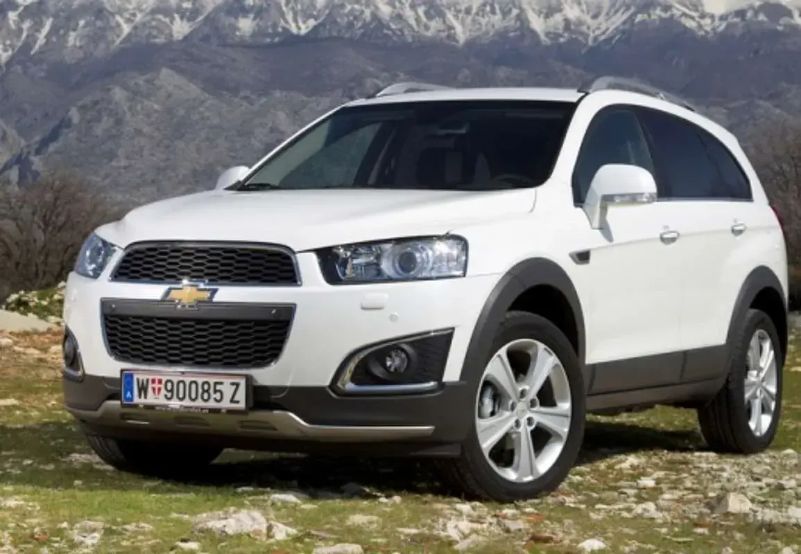 Usado Chevrolet Captiva LT 163 CV (119 kW) 2013 Blanco SUV