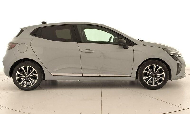 Usado Renault Clio V Techno 101 CV (74 kW) 2025 Gris Berlina