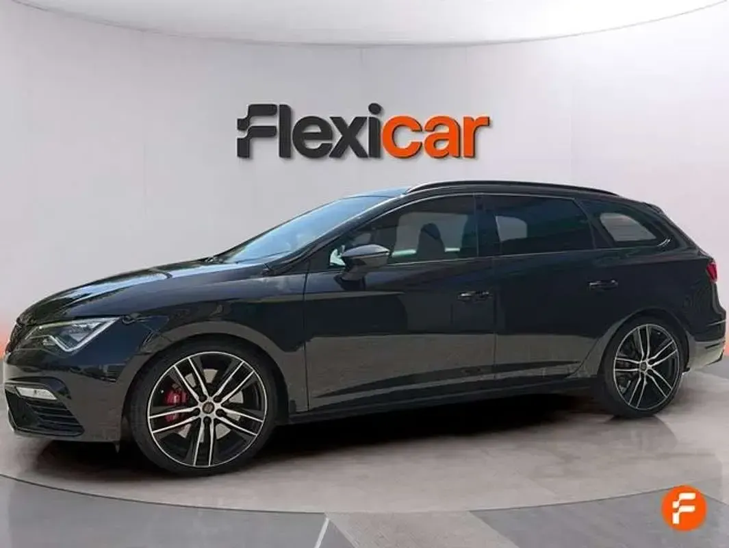 Usado Seat Leon ST CUPRA 290 CV (213 kW) 2018 Negro Familiar