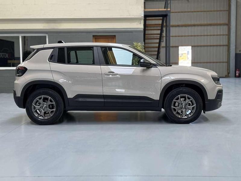 Usado Jeep Avenger Longitude 101 CV (74 kW) 2023 Beige SUV