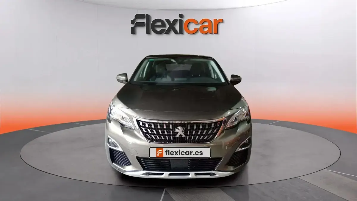 Usado Peugeot 3008 Active 131 CV (96 kW) 2019 Verde SUV