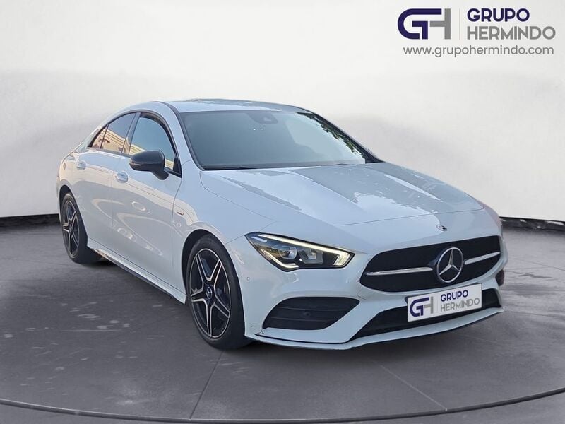 Blanco Usado 2021 Mercedes CLA200 AMG line Plus Berlina | 31.000 € (Precio justo) - Imagen 1/4