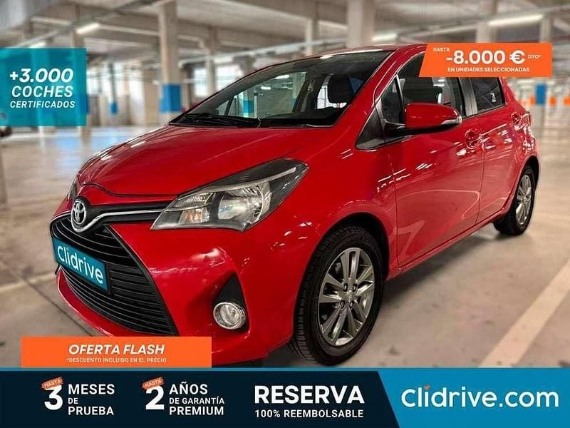 Usado Toyota Yaris City 69 CV (50 kW) 2017 Rojo Utilitario