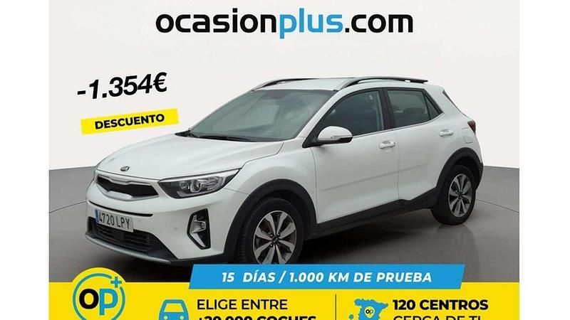 Usado Kia Stonic 101 CV (74 kW) 2021 Blanco SUV