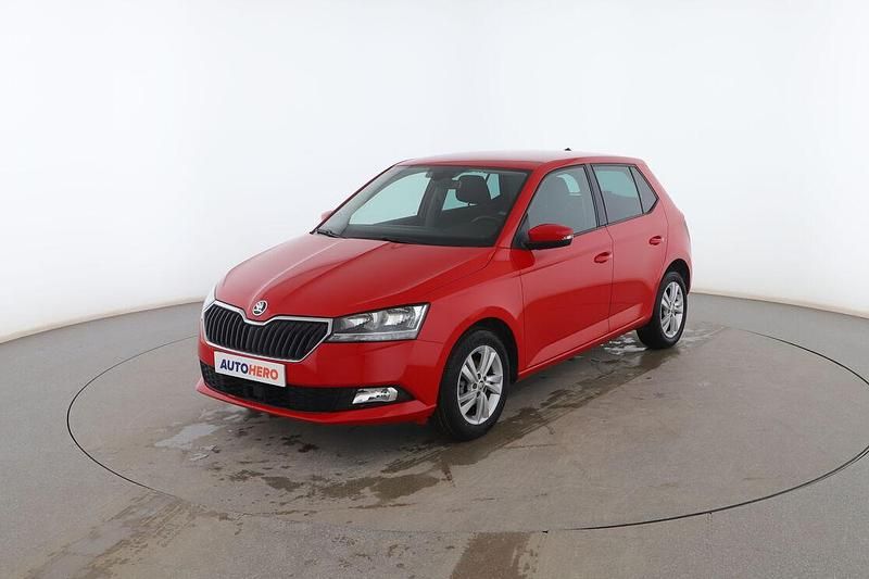 Rojo Usado 2019 Skoda Fabia Berlina | 11.099 € (Buen precio) - Imagen 1/3