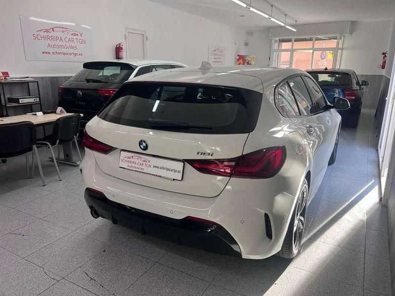 Usado BMW 118 M Sport 136 CV (100 kW) 2021 Blanco Utilitario