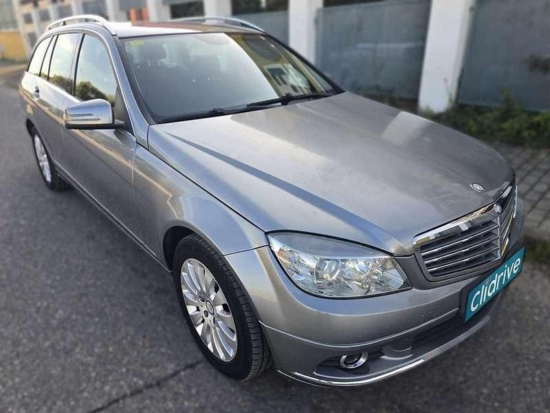 Usado Mercedes C220 Avantgarde 204 CV (150 kW) 2010 Gris Familiar