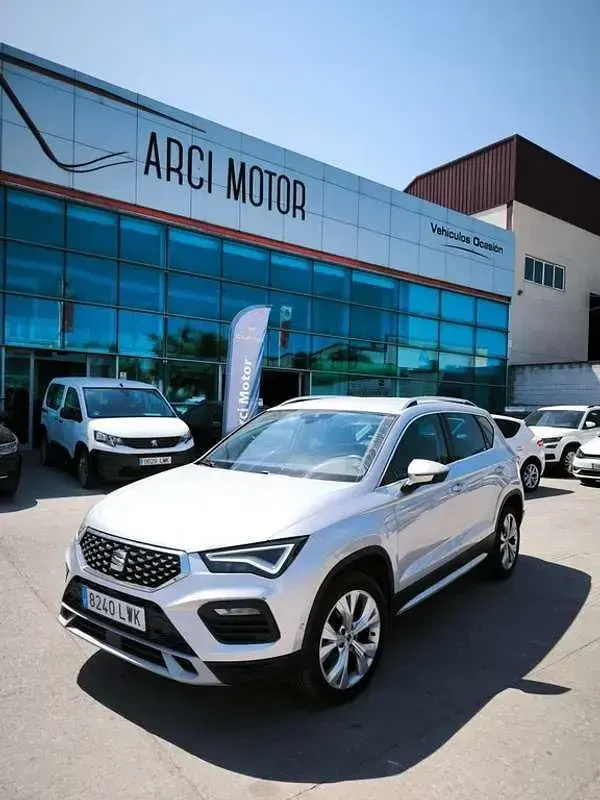 Usado Seat Ateca 150 CV (110 kW) 2022 Gris SUV