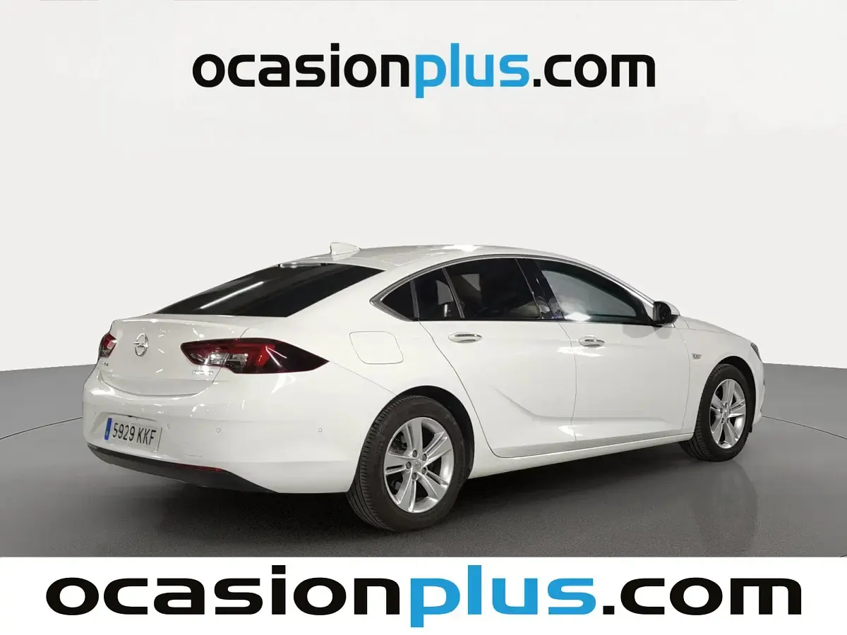 Usado Opel Insignia Excellence 165 CV (121 kW) 2018 Blanco Berlina