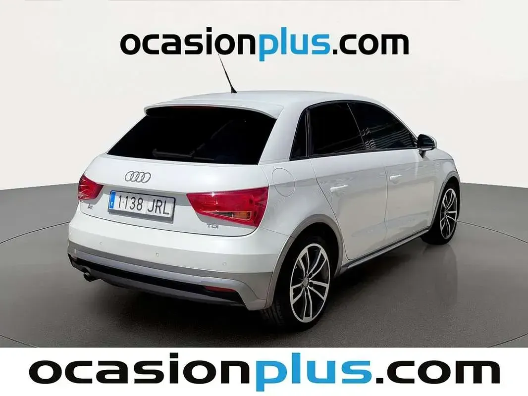 Usado Audi A1 Sportback 116 CV (85 kW) 2016 Blanco Utilitario