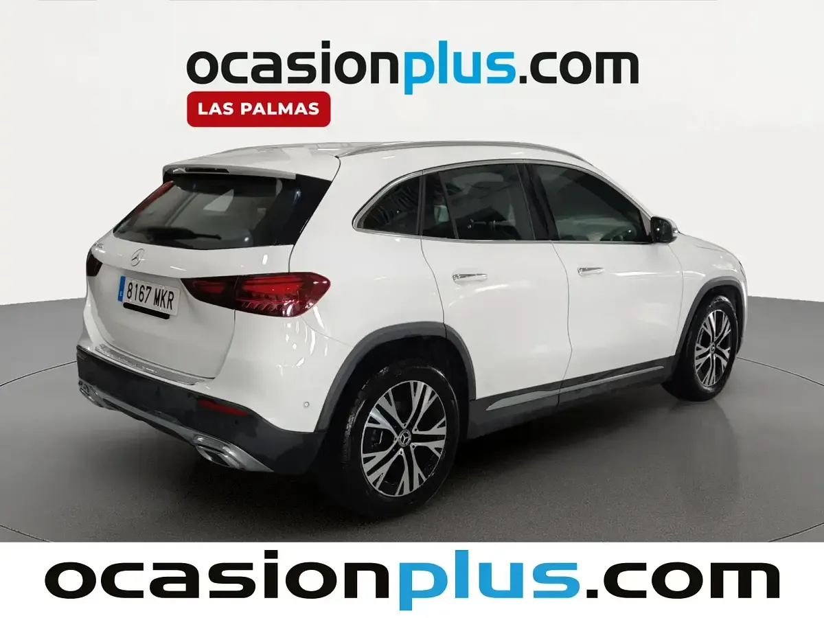 Usado Mercedes GLA200 163 CV (119 kW) 2023 Blanco SUV