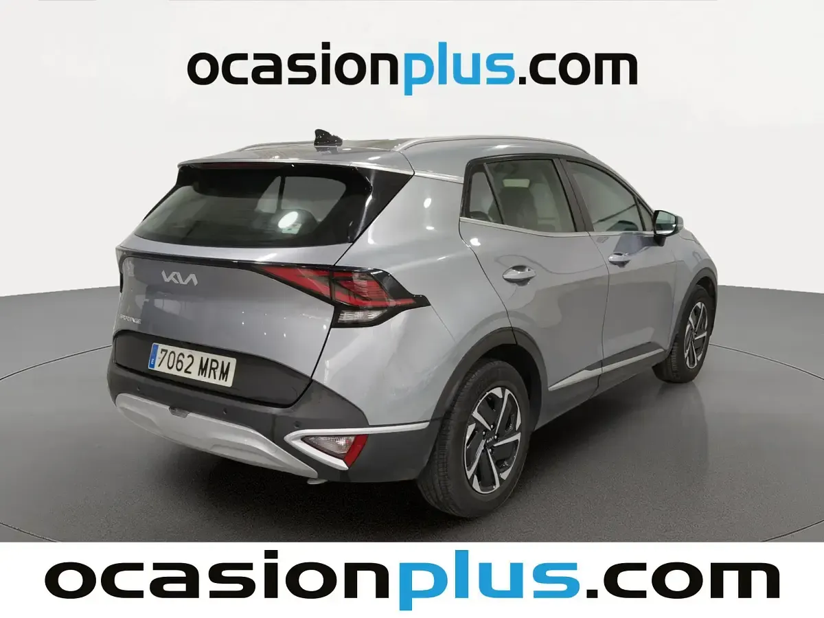 Usado Kia Sportage 150 CV (110 kW) 2024 Gris plata SUV