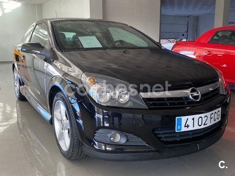 Negro Usado 2006 Opel Astra GTC Sport Berlina | 4950 € (Caro) - Imagen 1/4