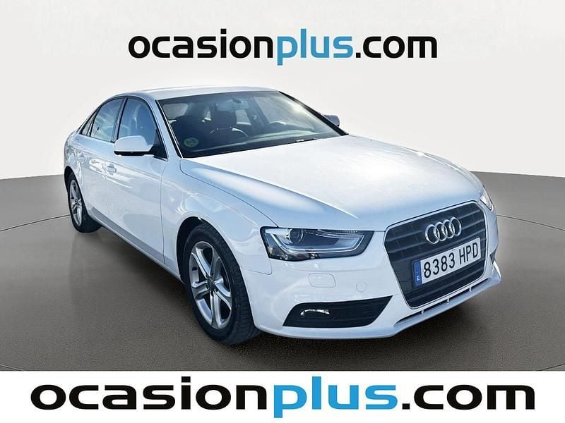 Usado Audi A4 143 CV (105 kW) 2013 Blanco Berlina