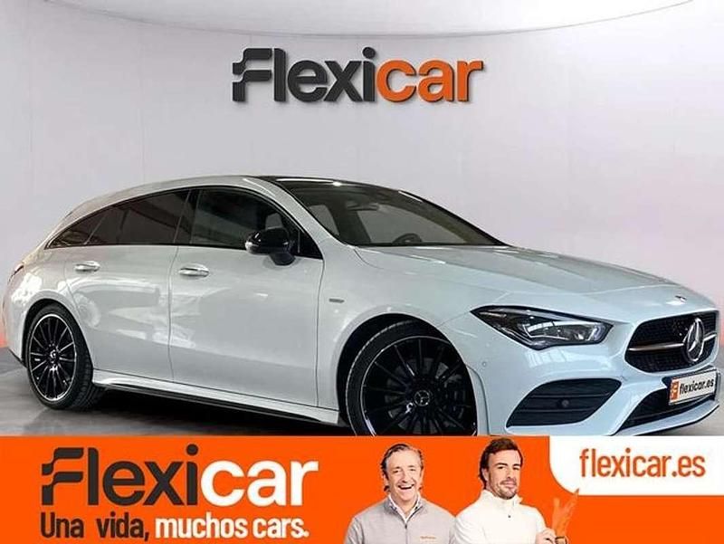 Blanco Usado 2022 Mercedes CLA200 Shooting Brake Familiar | 28.490 € (Super precio) - Imagen 1/4