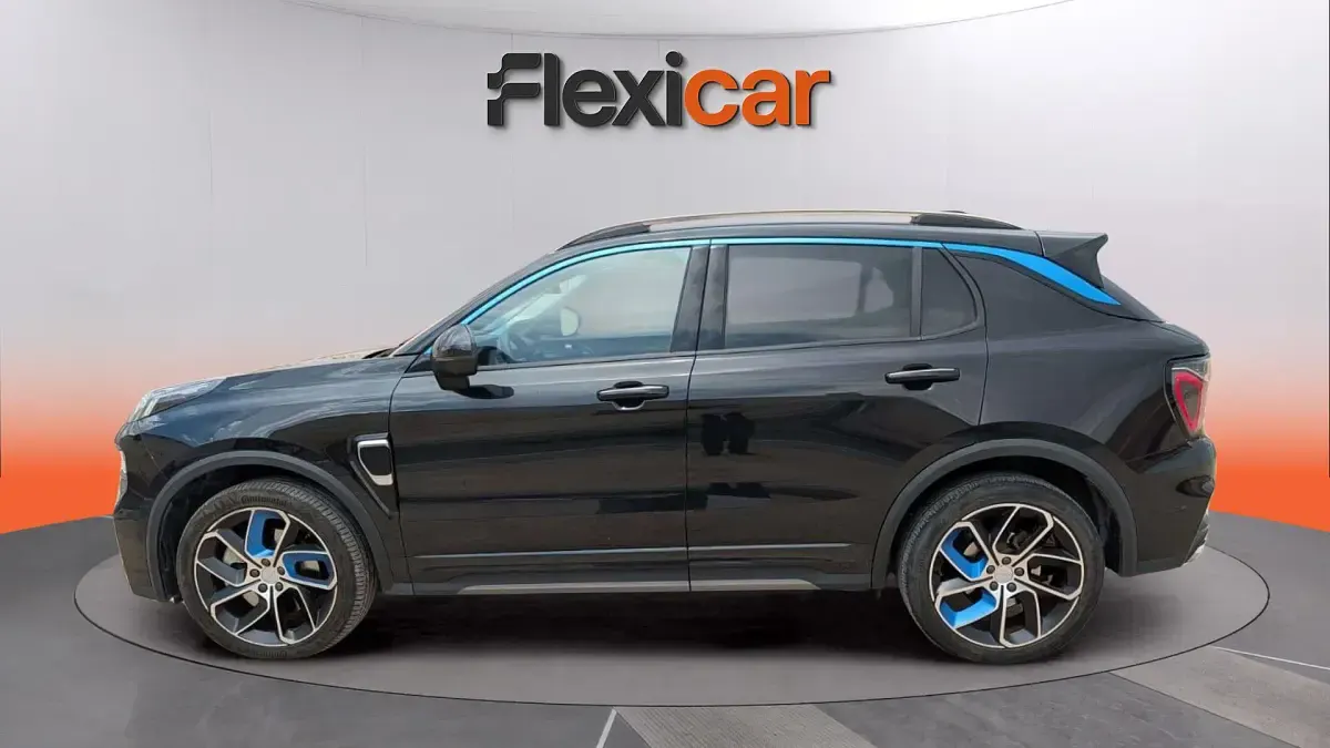 Usado Lynk & Co 01 261 CV (191 kW) 2023 Negro SUV