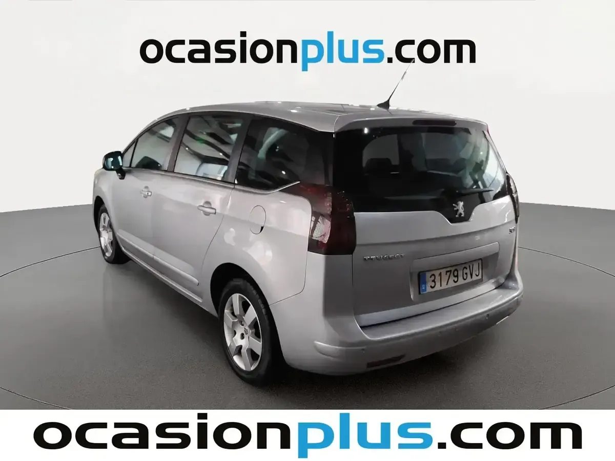 Usado Peugeot 5008 Premium 110 CV (80 kW) 2010 Gris Monovolumen