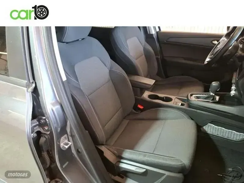 Usado Renault Arkana Business 140 CV (102 kW) 2022 Gris SUV