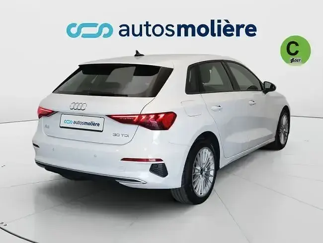 Usado Audi A3 Advanced Plus 116 CV (85 kW) 2021 Blanco Berlina