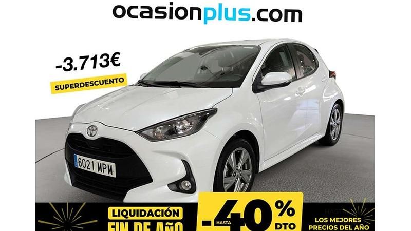 Blanco Usado 2024 Toyota Yaris Hybrid Active Utilitario | 16.169 € (Buen precio) - Imagen 1/4