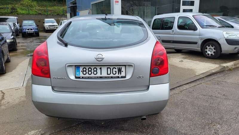 Usado Nissan Primera Acenta 120 CV (88 kW) 2005 Beige Familiar