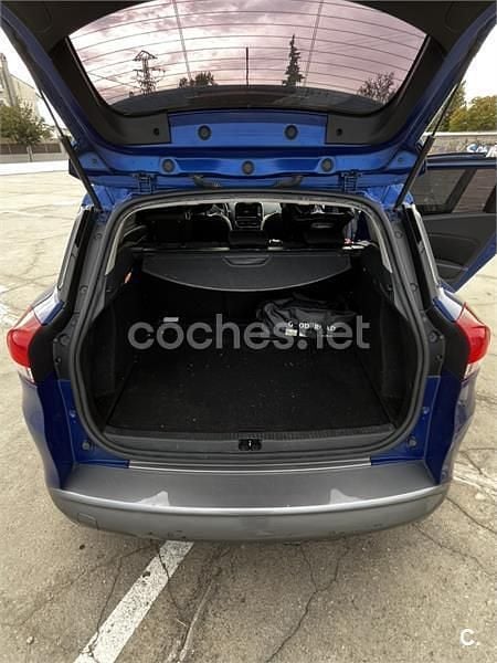 Usado Renault Clio GrandTour Zen 120 CV (88 kW) 2017 Azul Familiar