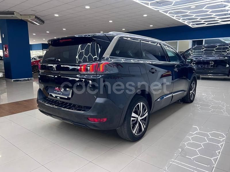 Usado Peugeot 5008 Allure 130 CV (95 kW) 2021 Negro SUV