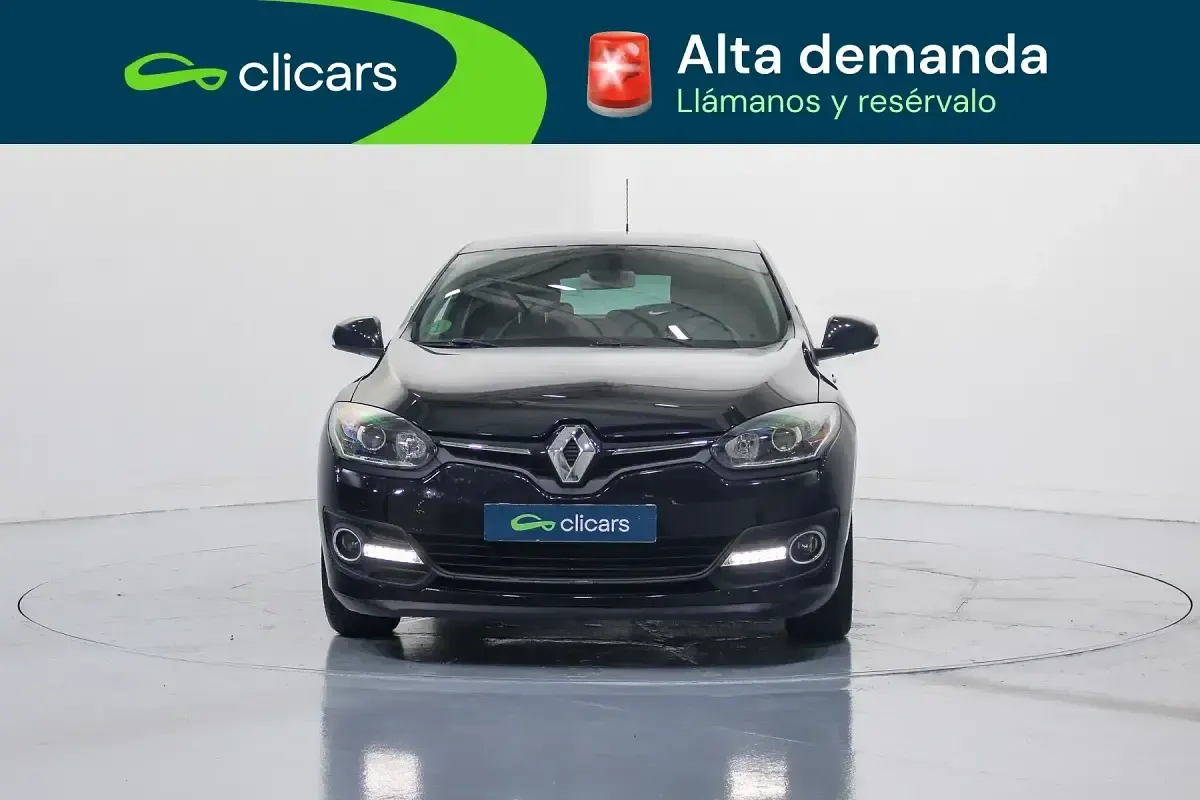 Usado Renault Mégane LIMITED 116 CV (85 kW) 2016 Negro Coupe