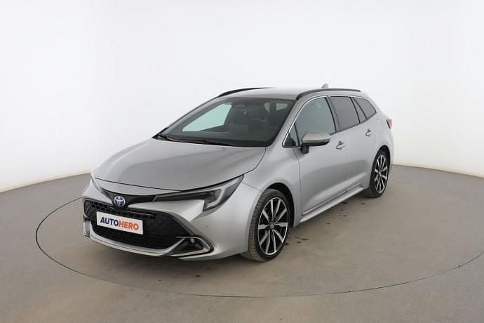 Gris Usado 2024 Toyota Corolla Edition Familiar | 28.299 € (Precio justo) - Imagen 1/3