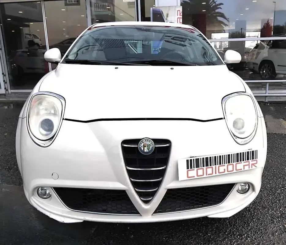 Usado Alfa Romeo MiTo Distinctive 105 CV (77 kW) 2009 Blanco Utilitario