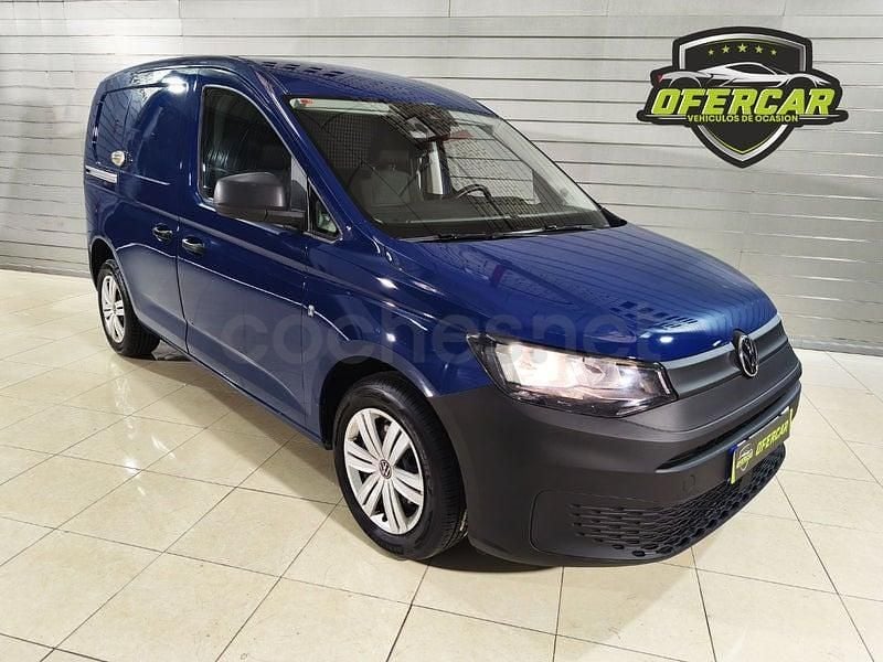 Usado VW Caddy 102 CV (75 kW) 2022 Azul Monovolumen