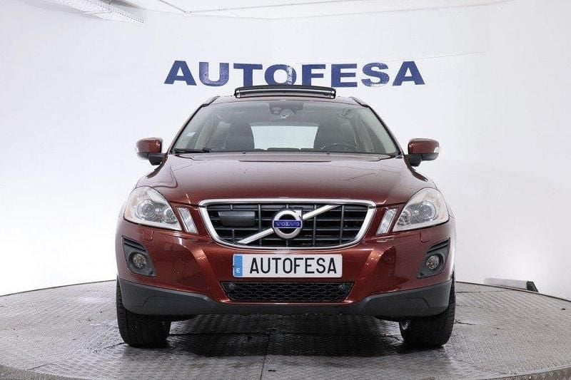 Occasion Volvo XC60 Summum 175 ch (128 kW) 2010 Rouge SUV