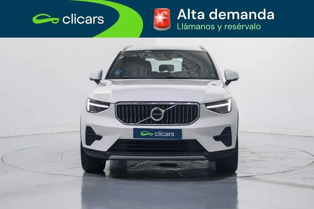 Usado Volvo XC40 Plus 179 CV (131 kW) 2023 Blanco SUV
