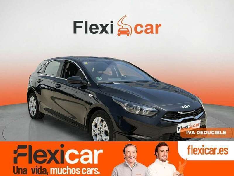 Amarillo Usado 2022 Kia Ceed 2 Berlina | 16.190 € - Imagen 1/4
