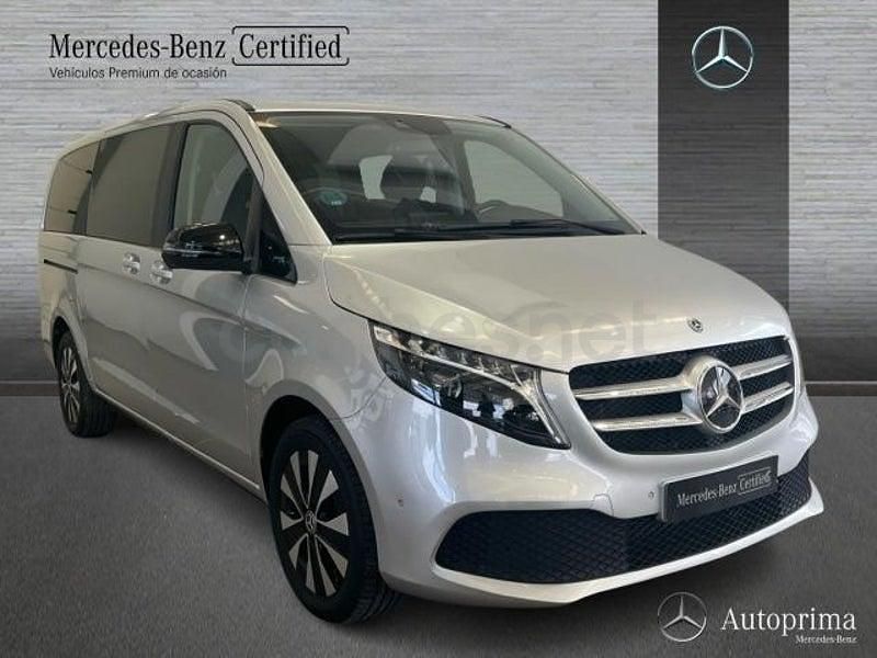 Usado Mercedes V250 190 CV (139 kW) 2023 Gris / plata Monovolumen