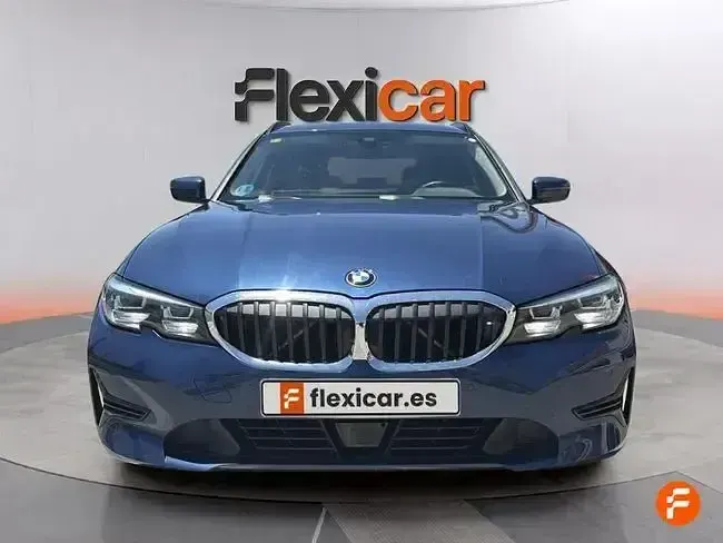 Usado BMW 318 150 CV (110 kW) 2020 Azul Familiar