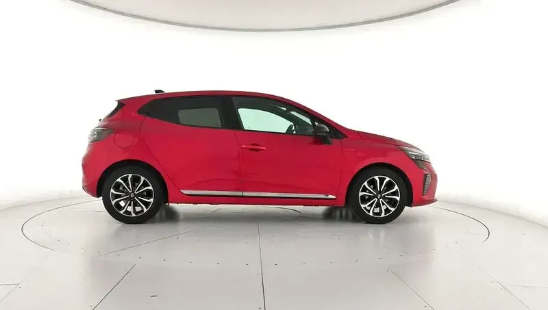 Usado Renault Clio V Techno 100 CV (73 kW) 2025 Rojo Berlina