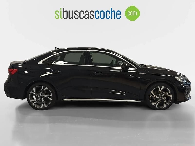 Usado Audi A3 S-Line 150 HP (110 kW) 2025 Preto Sedan