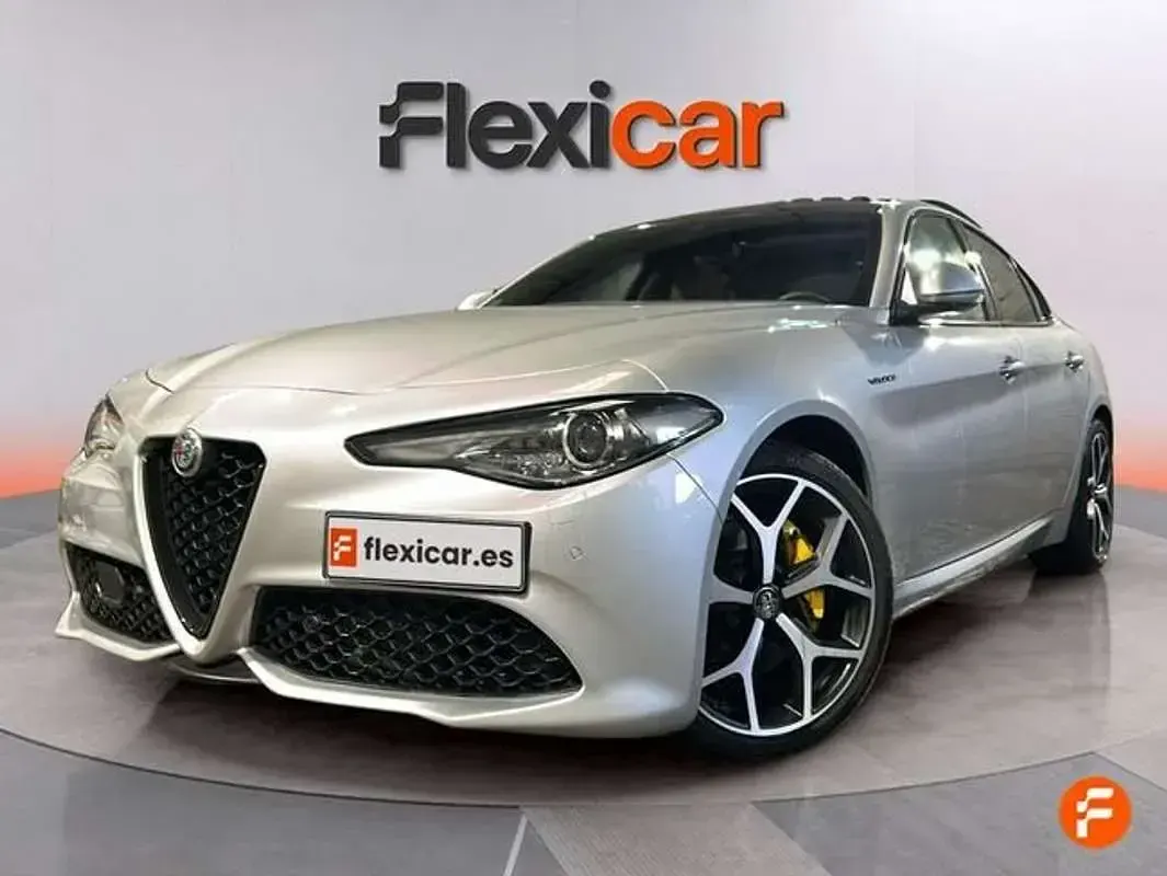 Usado Alfa Romeo Giulia Veloce 280 CV (205 kW) 2021 Blanco Berlina
