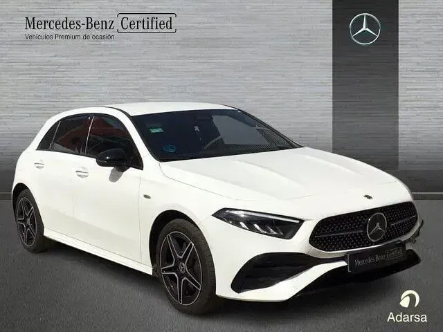 Usado Mercedes A250 218 CV (160 kW) 2025 Blanco polar Berlina