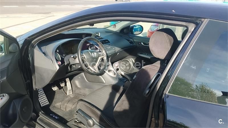 Usado Honda Civic Type S 140 CV (102 kW) 2007 Negro Berlina