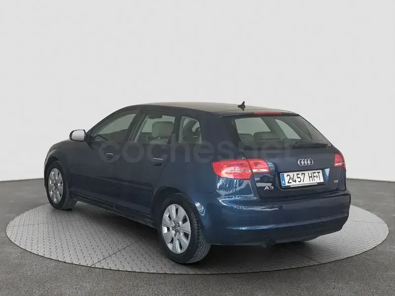 Usado Audi A3 Ambiente 140 CV (102 kW) 2011 Azul Utilitario
