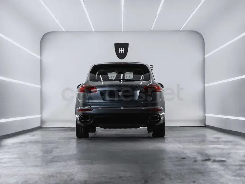 Usado Porsche Cayenne Diesel 262 CV (192 kW) 2016 Gris / plata SUV